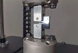 疲劳裂纹扩展速率试验