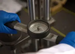 紧固件破坏扭矩